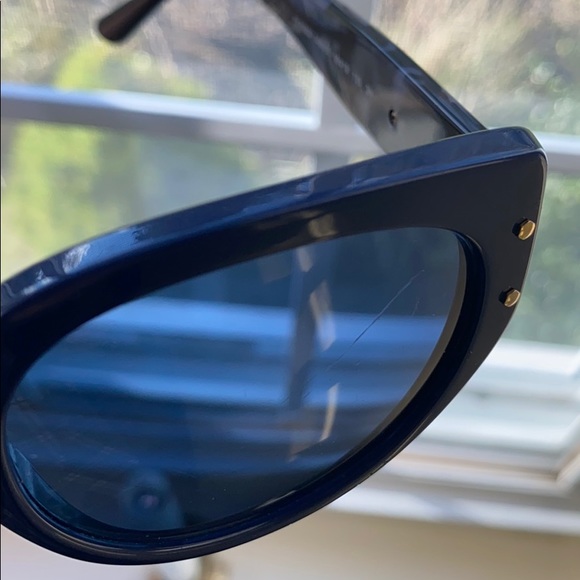 Tory Burch Sunglasses - Picture 9 of 12